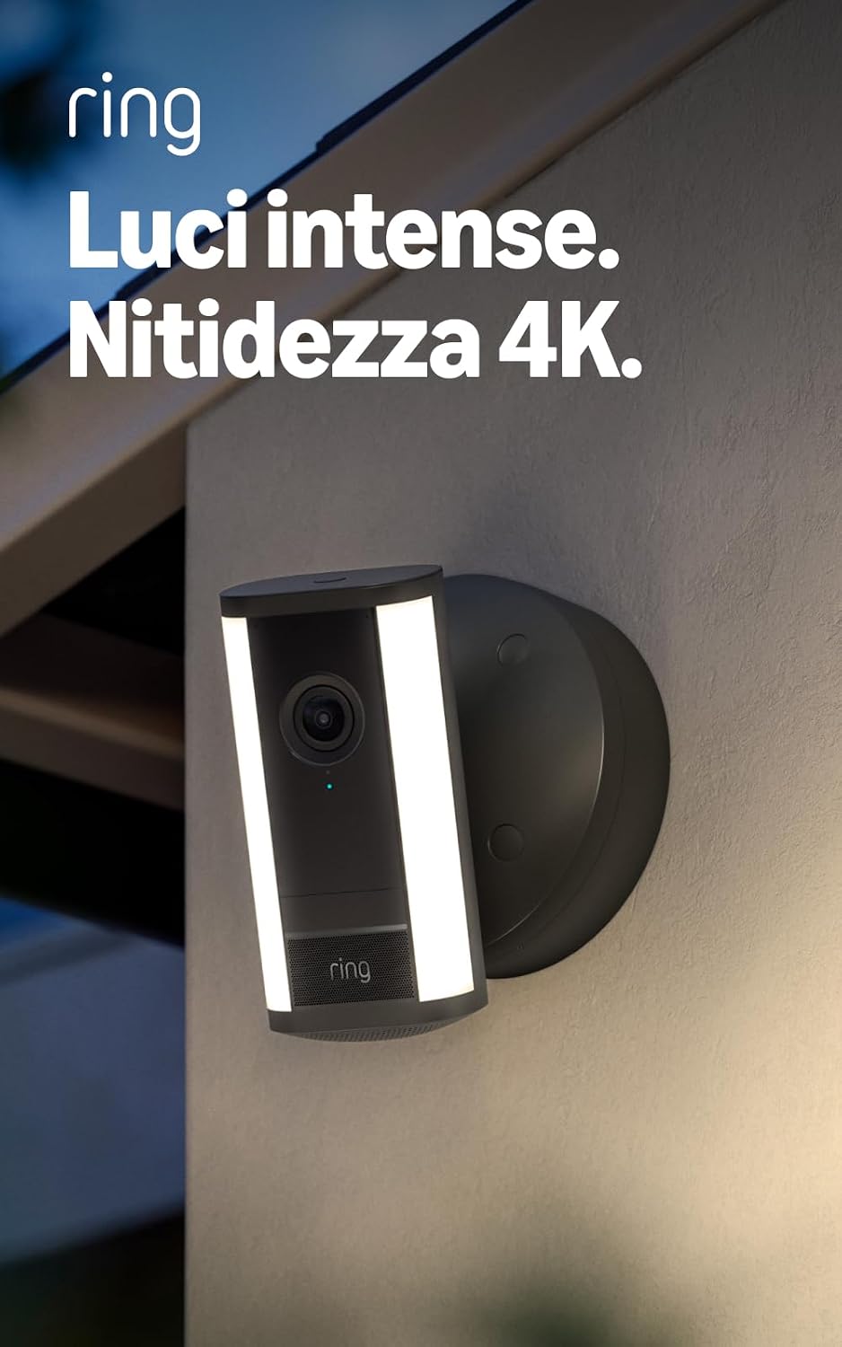Ring videocamera Pro con faretti cablata (Spotlight Cam Pro, ultimo modello) | 2 Videocamere di sicurezza per esterni | Retinal 4K, Zoom 10x, 600 lumen | Prova gratuita di 30 giorni del piano Ring