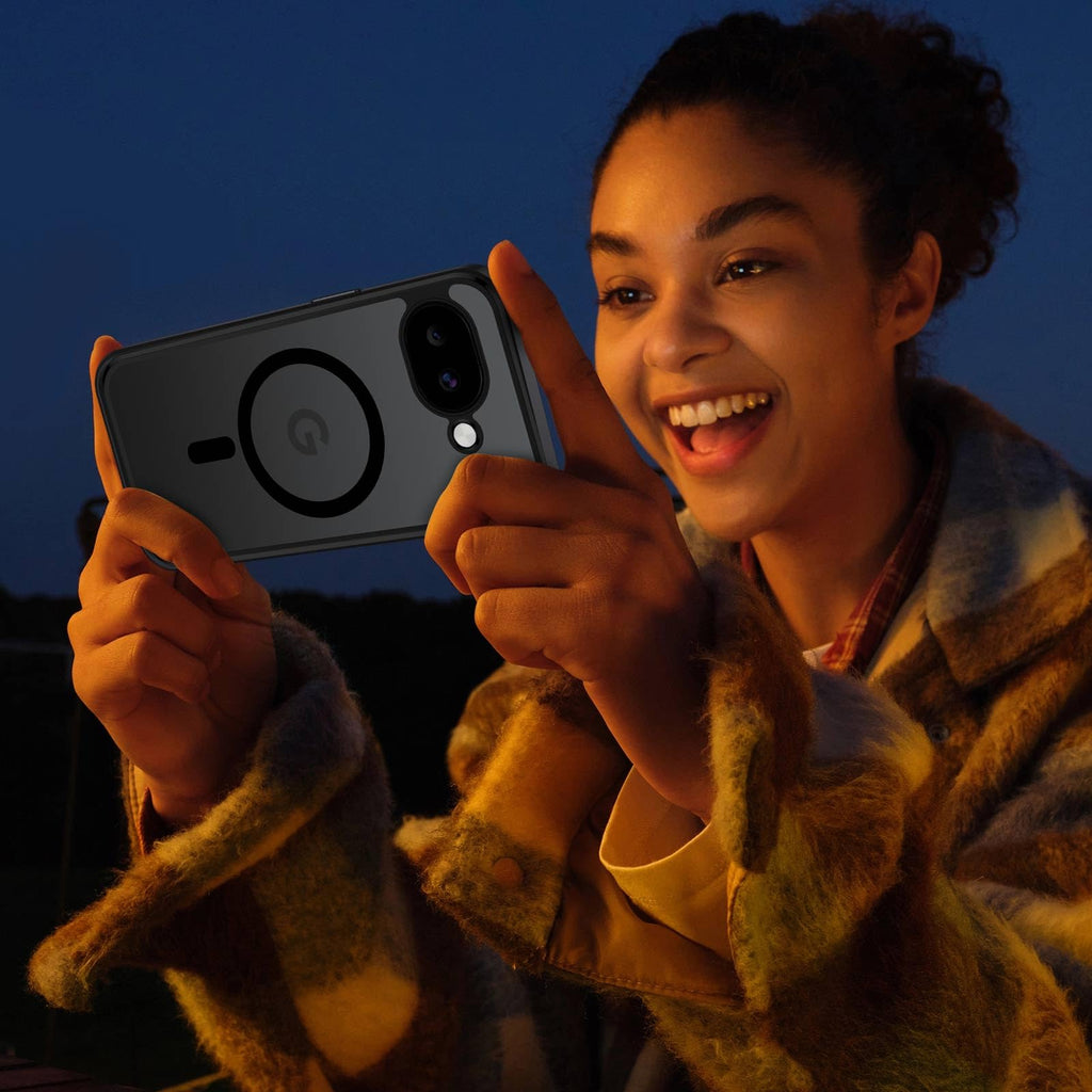 XTCASE Cover Magnetica per Google Pixel 11/11 Pro 5G Traslucida Opaca, Nero